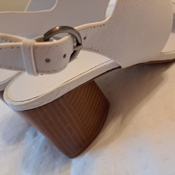 Via Spiga Leather Sandals White Size 9 Excellent Condition - Picture 7 of 7